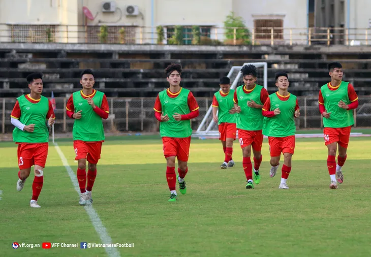 U23 Việt Nam tiếp tục củng cố kỹ chiến thuật, lên kế hoạch nghiên cứu đối thủ - Ảnh 1. U23 Việt Nam tiếp tục củng cố kỹ chiến thuật, lên kế hoạch nghiên cứu đối thủ - Ảnh 1.