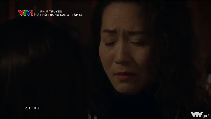 Phố trong làng - Tập 56: Ngọc chia tay Nam, rời Tân Xuân cùng bà Mây - Ảnh 1. Phố trong làng - Tập 56: Ngọc chia tay Nam, rời Tân Xuân cùng bà Mây - Ảnh 1.