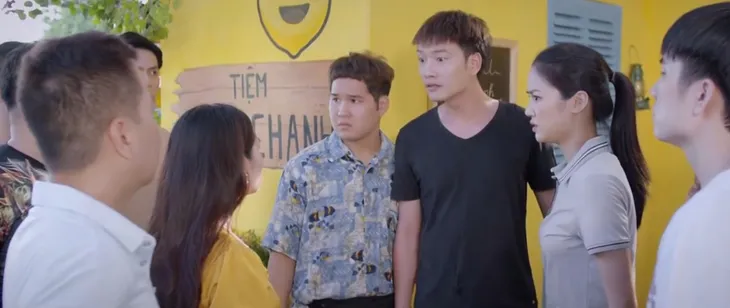 Lối về miền hoa - Tập 5: Lợi bị tạm giam vì nhận tội thay em trai Thanh - Ảnh 1. Lối về miền hoa - Tập 5: Lợi bị tạm giam vì nhận tội thay em trai Thanh - Ảnh 1.