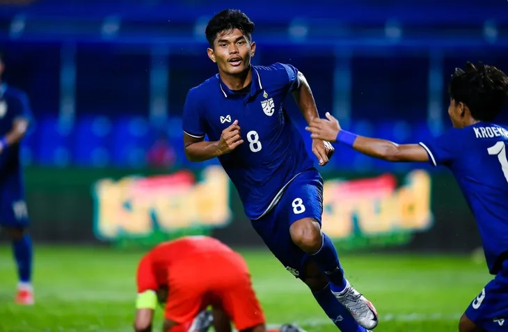 U23 Thái Lan thắng thuyết phục 3-1 U23 Singapore - Ảnh 2. U23 Thái Lan thắng thuyết phục 3-1 U23 Singapore - Ảnh 2.