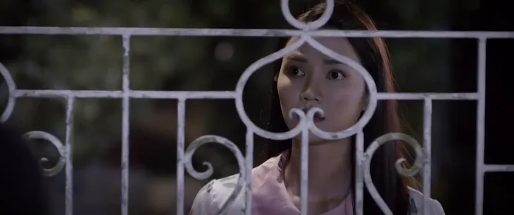 Lối về miền hoa - Tập 6: Màn tỏ tình dễ thương của thanh niên thôn Lợi với Thanh - Ảnh 2. Lối về miền hoa - Tập 6: Màn tỏ tình dễ thương của thanh niên thôn Lợi với Thanh - Ảnh 2.