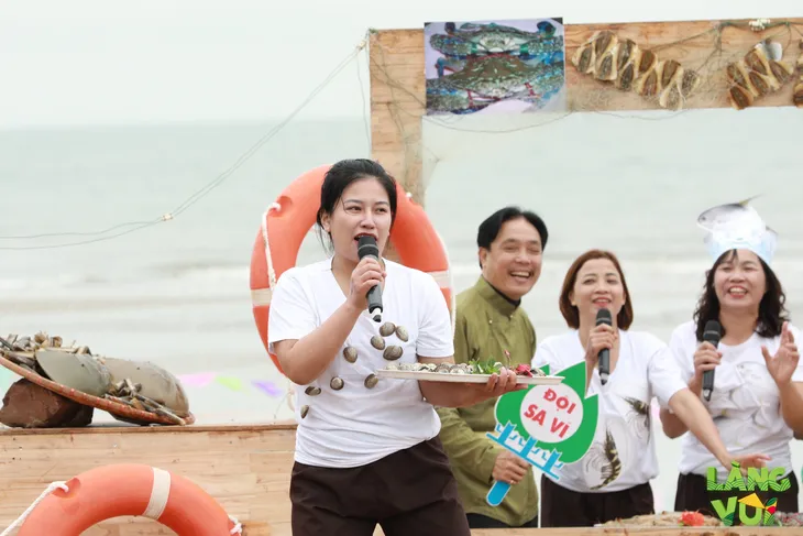 Nghệ sĩ Minh Tuấn, Thu Huyền vui hết cỡ trong chương trình Làng vui - Ảnh 5. Nghệ sĩ Minh Tuấn, Thu Huyền vui hết cỡ trong chương trình Làng vui - Ảnh 5.