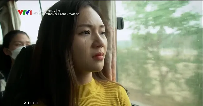 Phố trong làng - Tập cuối: Hoàng mang bất ngờ tới cho Nam - Ảnh 6. Phố trong làng - Tập cuối: Hoàng mang bất ngờ tới cho Nam - Ảnh 6.