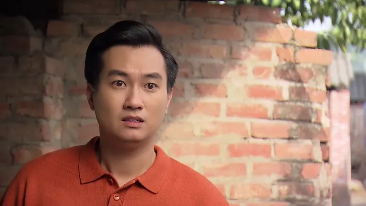 Phố trong làng - Tập cuối: Hoàng mang bất ngờ tới cho Nam - Ảnh 3. Phố trong làng - Tập cuối: Hoàng mang bất ngờ tới cho Nam - Ảnh 3.