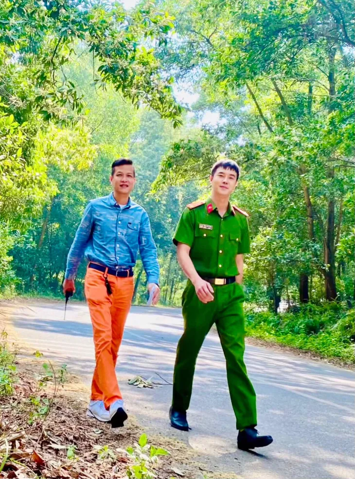 Dàn diễn viên chia tay Phố trong làng, Doãn Quốc Đam hài hước đến phút cuối - Ảnh 8. Dàn diễn viên chia tay Phố trong làng, Doãn Quốc Đam hài hước đến phút cuối - Ảnh 8.