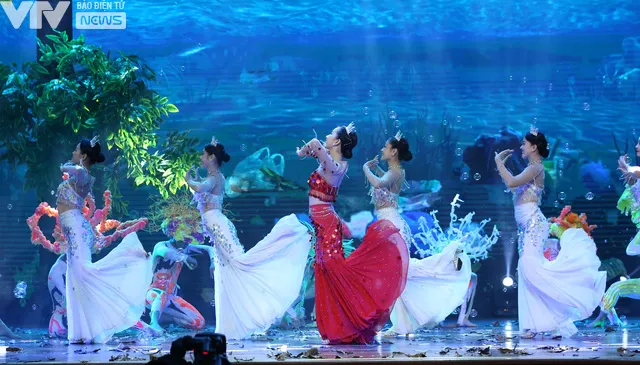 Xem lại Gala cười 2022: Bữa tiệc của âm nhạc và tiếng cười - Ảnh 8. Xem lại Gala cười 2022: Bữa tiệc của âm nhạc và tiếng cười - Ảnh 8.
