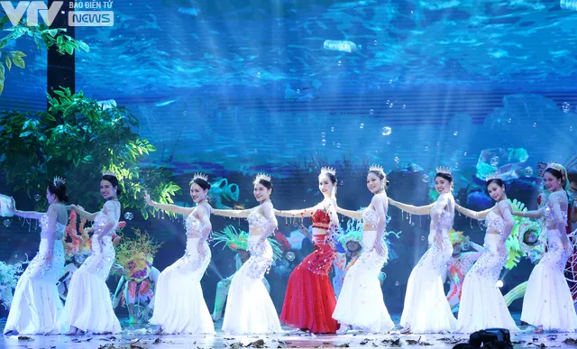 Xem lại Gala cười 2022: Bữa tiệc của âm nhạc và tiếng cười - Ảnh 9. Xem lại Gala cười 2022: Bữa tiệc của âm nhạc và tiếng cười - Ảnh 9.