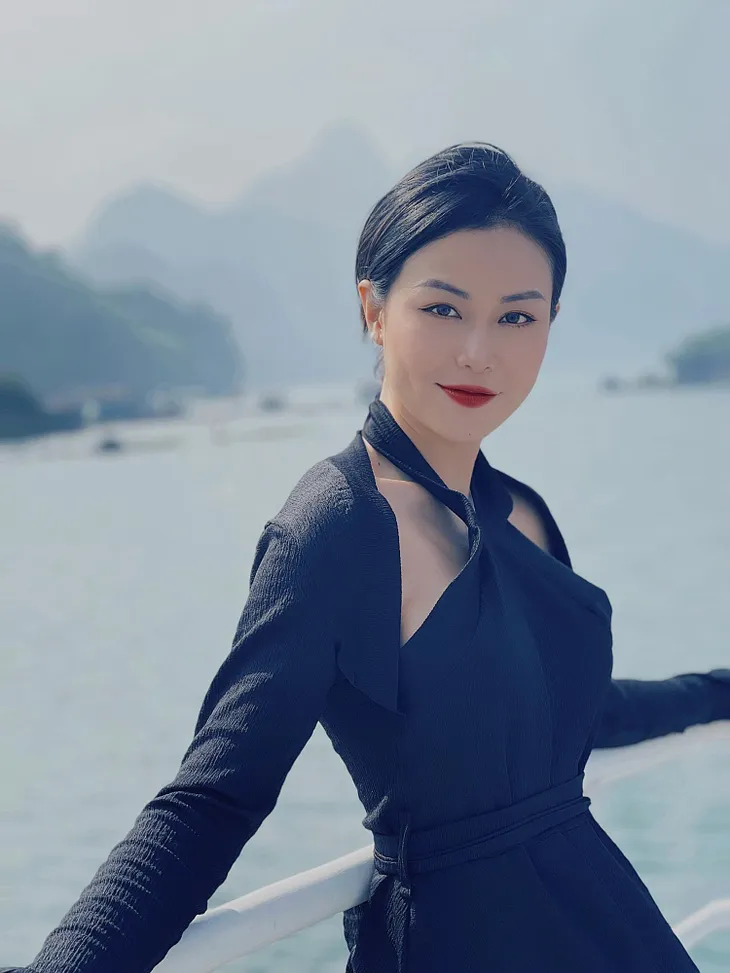 Lối về miền hoa: Tình địch của Thanh sắp xuất hiện, nhan sắc đáng gờm - Ảnh 10. Lối về miền hoa: Tình địch của Thanh sắp xuất hiện, nhan sắc đáng gờm - Ảnh 10.