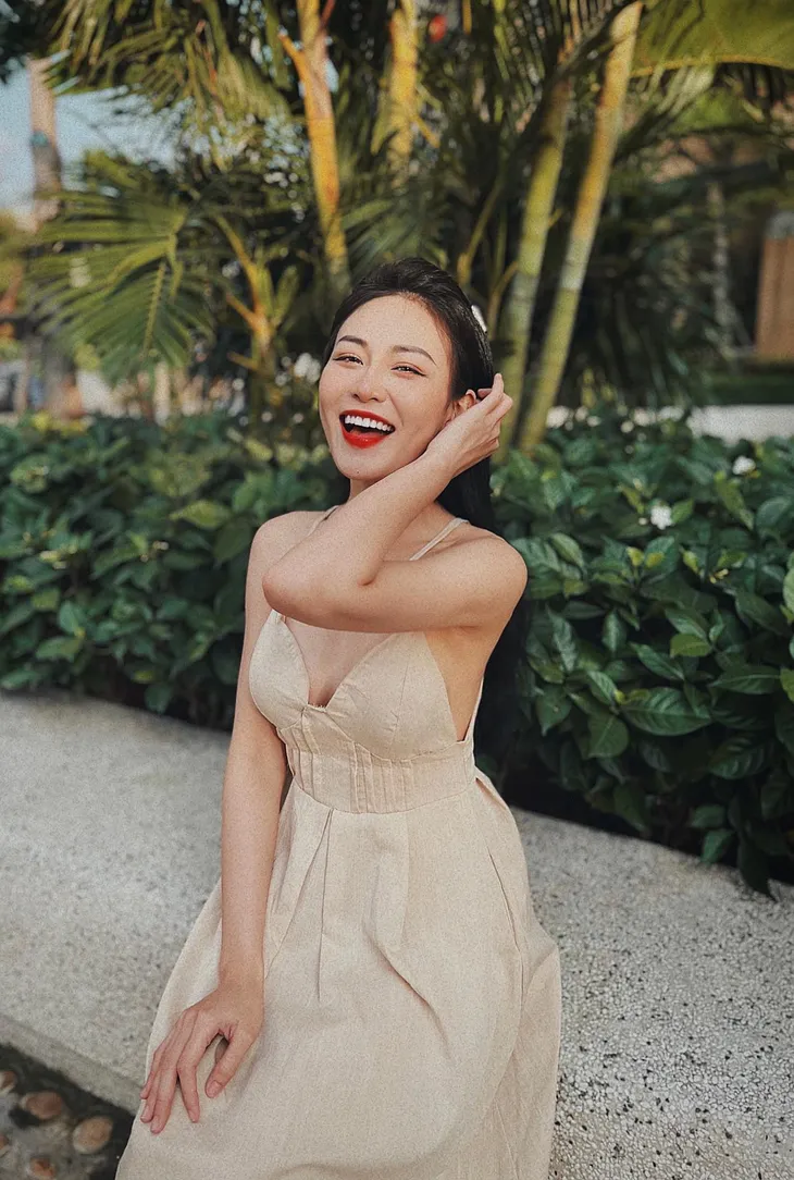 Lối về miền hoa: Tình địch của Thanh sắp xuất hiện, nhan sắc đáng gờm - Ảnh 6. Lối về miền hoa: Tình địch của Thanh sắp xuất hiện, nhan sắc đáng gờm - Ảnh 6.
