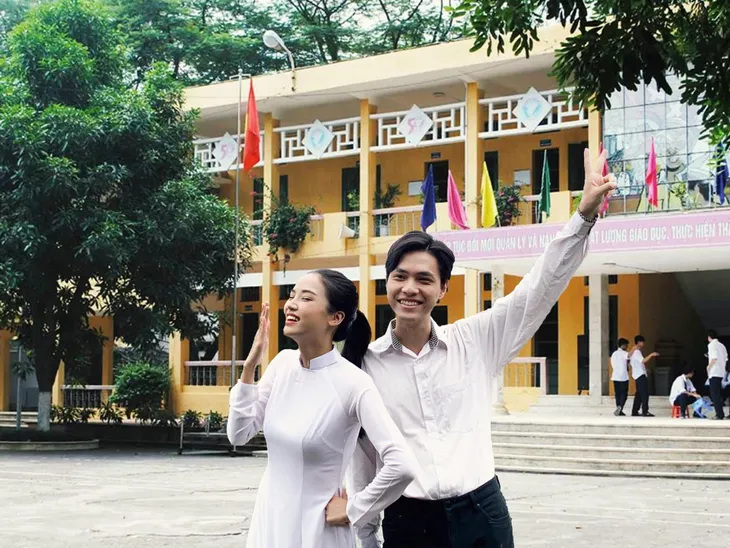 Lối về miền hoa: Thanh - Nghĩa quá khứ đẹp đôi thế này, Lợi có còn cửa? - Ảnh 3. Lối về miền hoa: Thanh - Nghĩa quá khứ đẹp đôi thế này, Lợi có còn cửa? - Ảnh 3.