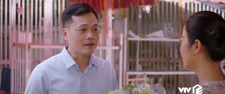 Lối về miền hoa - Tập 8: Ông Lâm tung chiêu đuổi thẳng tình địch trước mặt crush - Ảnh 2. Lối về miền hoa - Tập 8: Ông Lâm tung chiêu đuổi thẳng tình địch trước mặt crush - Ảnh 2.