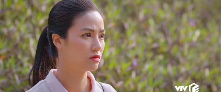 Lối về miền hoa - Tập 9: Lợi đấm Nghĩa vì lợi dụng Thanh đóng giả người yêu - Ảnh 3. Lối về miền hoa - Tập 9: Lợi đấm Nghĩa vì lợi dụng Thanh đóng giả người yêu - Ảnh 3.
