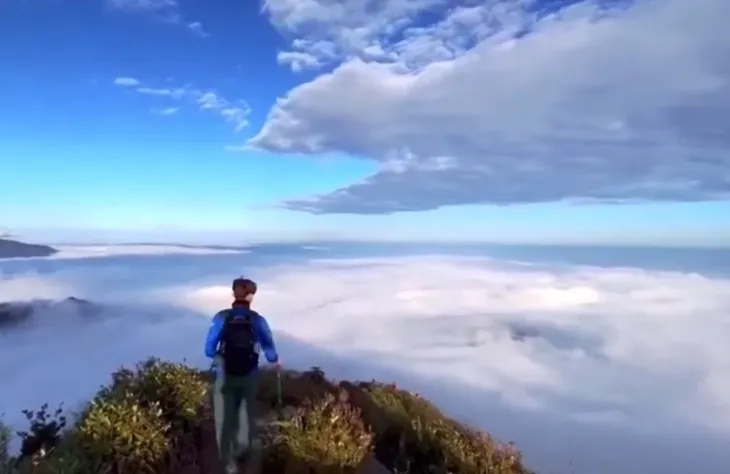 Trekking để thoát cảnh lười vận động - Ảnh 1.