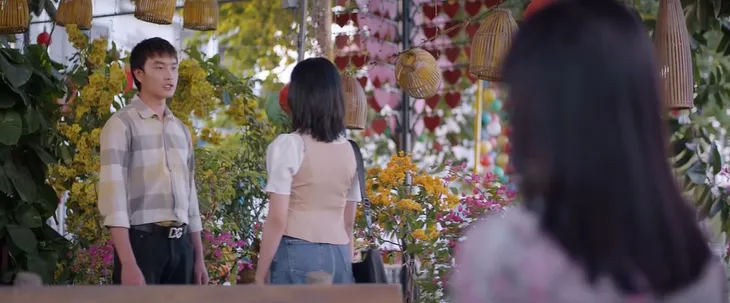 Lối về miền hoa - Tập 9: Lợi đấm Nghĩa vì lợi dụng Thanh đóng giả người yêu - Ảnh 8. Lối về miền hoa - Tập 9: Lợi đấm Nghĩa vì lợi dụng Thanh đóng giả người yêu - Ảnh 8.