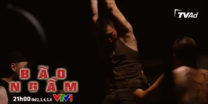 Bão ngầm - Tập 4: Vượt qua thử thách lòng trung thành, Hải Triều có cơ hội gặp ông trùm - Ảnh 1. Bão ngầm - Tập 4: Vượt qua thử thách lòng trung thành, Hải Triều có cơ hội gặp ông trùm - Ảnh 1.