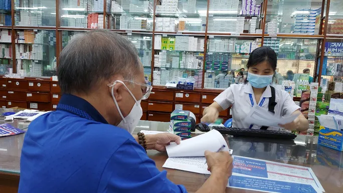 Sử dụng đúng cách thuốc Molnupiravir để hiệu quả và an toàn - Ảnh 1. Sử dụng đúng cách thuốc Molnupiravir để hiệu quả và an toàn - Ảnh 1.