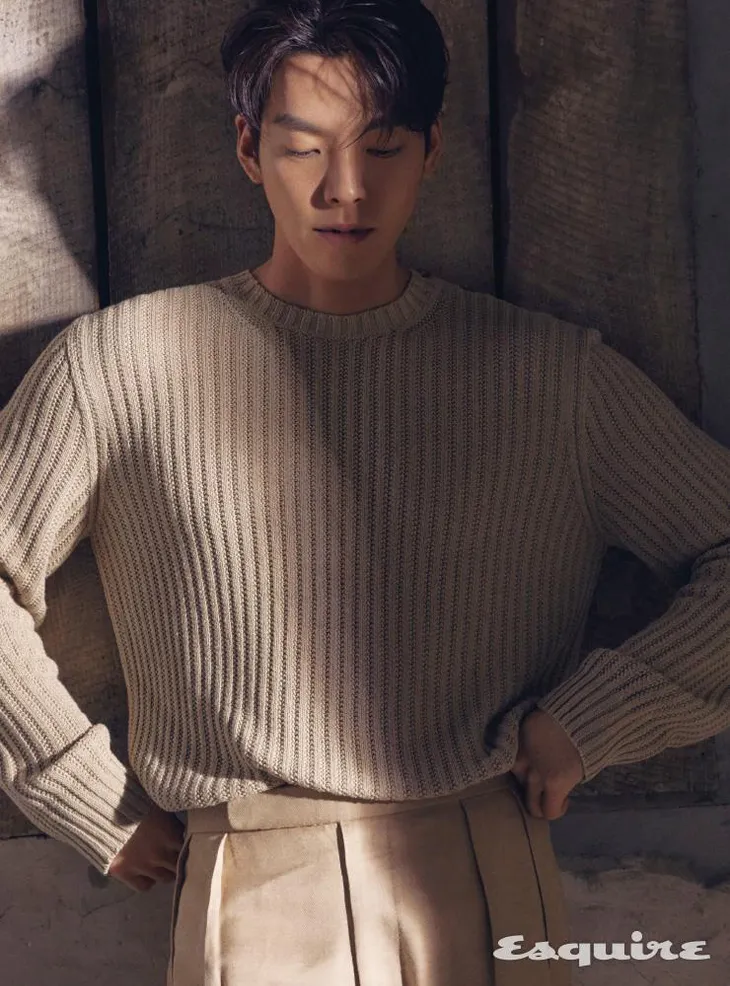 Kim Woo Bin trở lại sau điều trị ung thư: Làm phim giúp tôi được chữa lành - Ảnh 4. Kim Woo Bin trở lại sau điều trị ung thư: Làm phim giúp tôi được chữa lành - Ảnh 4.