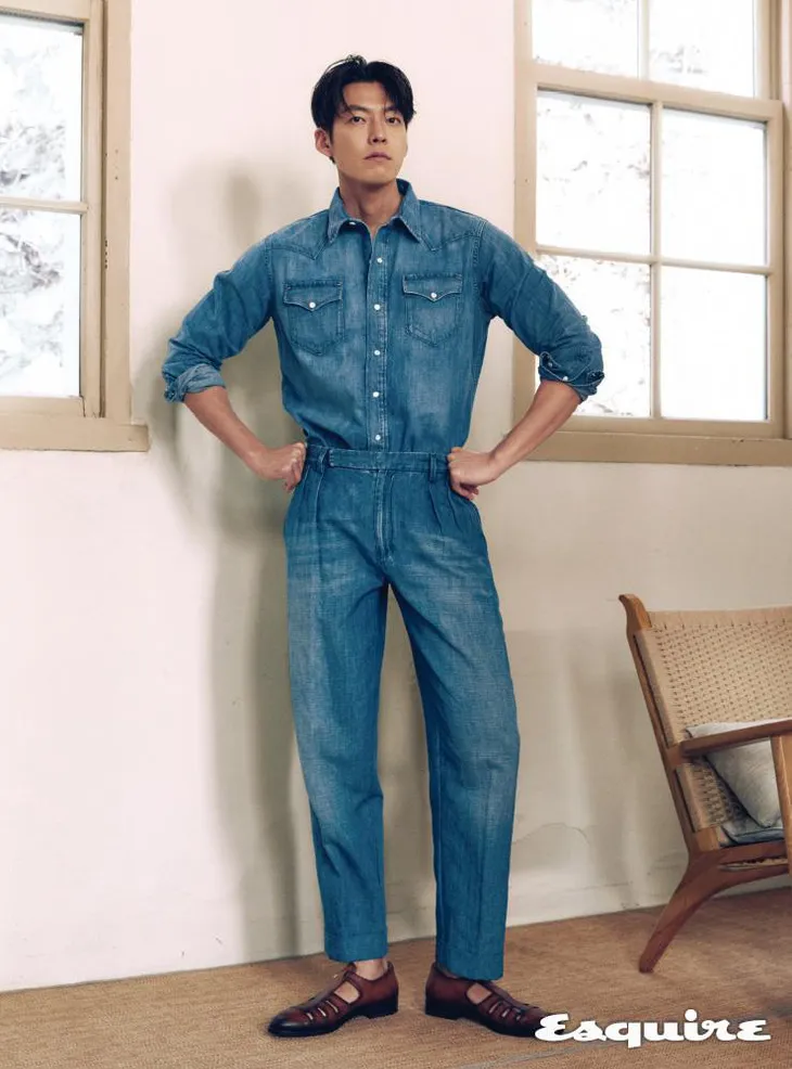 Kim Woo Bin trở lại sau điều trị ung thư: Làm phim giúp tôi được chữa lành - Ảnh 7. Kim Woo Bin trở lại sau điều trị ung thư: Làm phim giúp tôi được chữa lành - Ảnh 7.