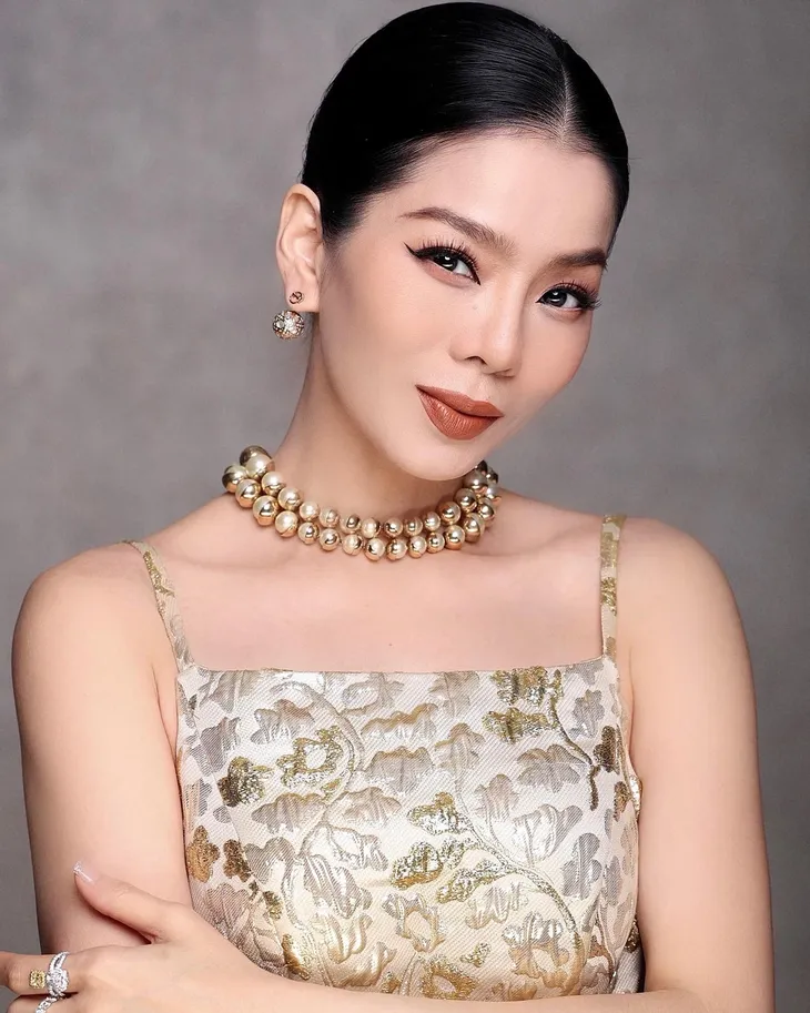 Lệ Quyên làm giám khảo Miss World Vietnam 2022 - Ảnh 4. Lệ Quyên làm giám khảo Miss World Vietnam 2022 - Ảnh 4.