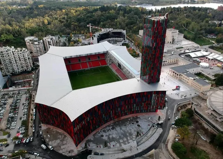 Chủ tịch UEFA chia sẻ về địa điểm tổ chức trận chung kết Europa Conference League - Ảnh 1. Chủ tịch UEFA chia sẻ về địa điểm tổ chức trận chung kết Europa Conference League - Ảnh 1.
