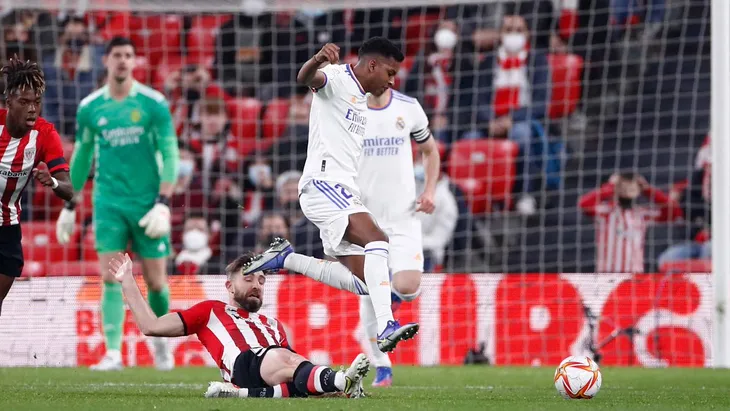Real Madrid bị Athletic Bilbao loại khỏi Cúp Nhà vua Tây Ban Nha - Ảnh 1. Real Madrid bị Athletic Bilbao loại khỏi Cúp Nhà vua Tây Ban Nha - Ảnh 1.