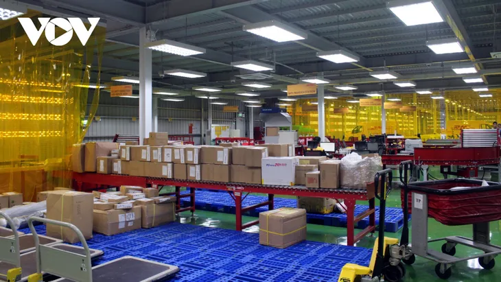 Người mua sắm online quan tâm nhiều hơn đến hàng chính hãng - Ảnh 3. Người mua sắm online quan tâm nhiều hơn đến hàng chính hãng - Ảnh 3.