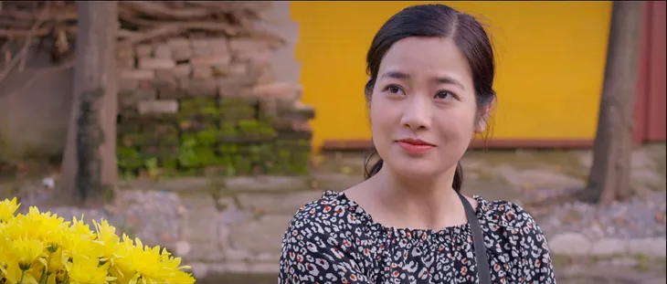 Lối về miền hoa - Tập 1: Được bố bơm tiền hàng ngày, Lợi đi ship hoa chỉ vì đam mê - Ảnh 2. Lối về miền hoa - Tập 1: Được bố bơm tiền hàng ngày, Lợi đi ship hoa chỉ vì đam mê - Ảnh 2.