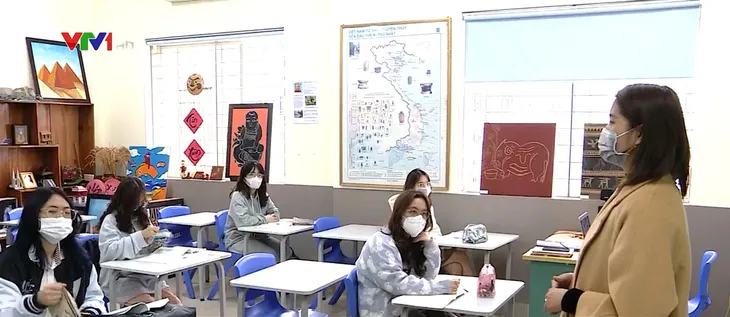 Hà Nội: Trọng tâm ôn tập cho học sinh cuối cấp khi quay trở lại trường - Ảnh 1. Hà Nội: Trọng tâm ôn tập cho học sinh cuối cấp khi quay trở lại trường - Ảnh 1.