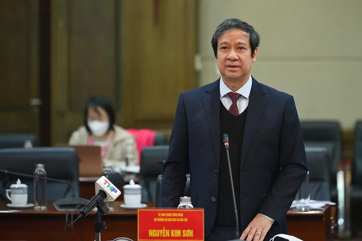 Dạy học trực tiếp đầy đủ, thống nhất để phụ huynh yên tâm làm việc và chăm sóc con cái - Ảnh 4. Dạy học trực tiếp đầy đủ, thống nhất để phụ huynh yên tâm làm việc và chăm sóc con cái - Ảnh 4.