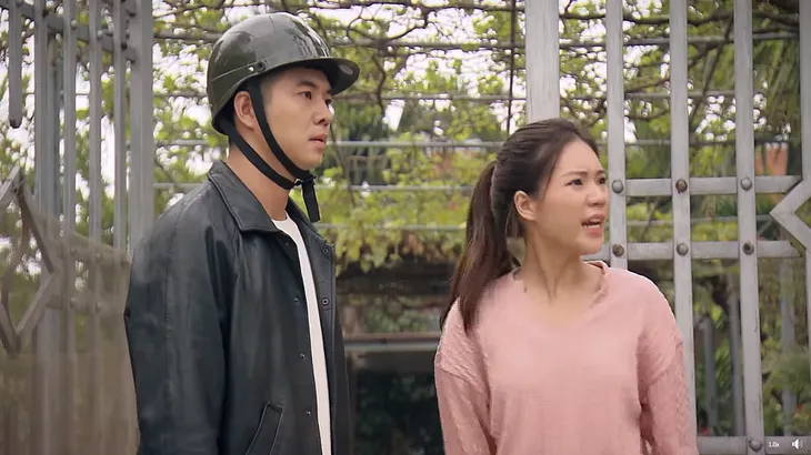 Phố trong làng - Tập 51: Giữ bí mật thân thế, Ngọc ngăn cản Đông nói chuyện riêng với Tiến - Ảnh 3. Phố trong làng - Tập 51: Giữ bí mật thân thế, Ngọc ngăn cản Đông nói chuyện riêng với Tiến - Ảnh 3.