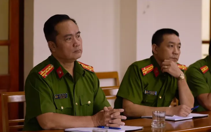 Bão ngầm - Tập 7: Hải Triều rời khỏi hang cọp, chuẩn bị tác chiến một mình - Ảnh 2.