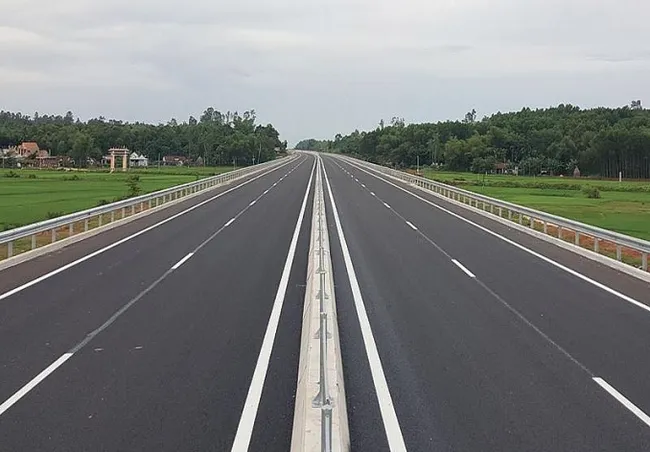 Chỉ định thầu cao tốc Bắc - Nam cần đảm bảo nhanh và minh bạch - Ảnh 1. Chỉ định thầu cao tốc Bắc - Nam cần đảm bảo nhanh và minh bạch - Ảnh 1.