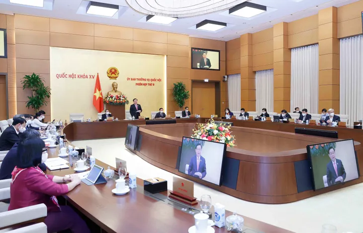 Chủ tịch Quốc hội: Nghiên cứu kỹ 2 vấn đề được chất vấn để khắc phục những sơ hở - Ảnh 1. Chủ tịch Quốc hội: Nghiên cứu kỹ 2 vấn đề được chất vấn để khắc phục những sơ hở - Ảnh 1.
