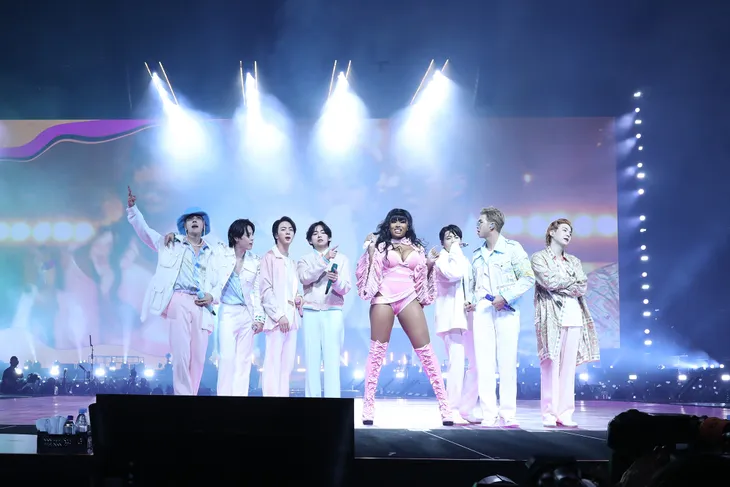 BTS tổ chức concert đầu tiên tại Hàn Quốc sau 2 năm - Ảnh 1. BTS tổ chức concert đầu tiên tại Hàn Quốc sau 2 năm - Ảnh 1.