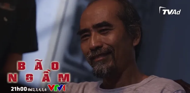 Bão ngầm - Tập 15: Vũ trường bị đột kích, Hải Triều diễn đánh cảnh sát - Ảnh 7. Bão ngầm - Tập 15: Vũ trường bị đột kích, Hải Triều diễn đánh cảnh sát - Ảnh 7.