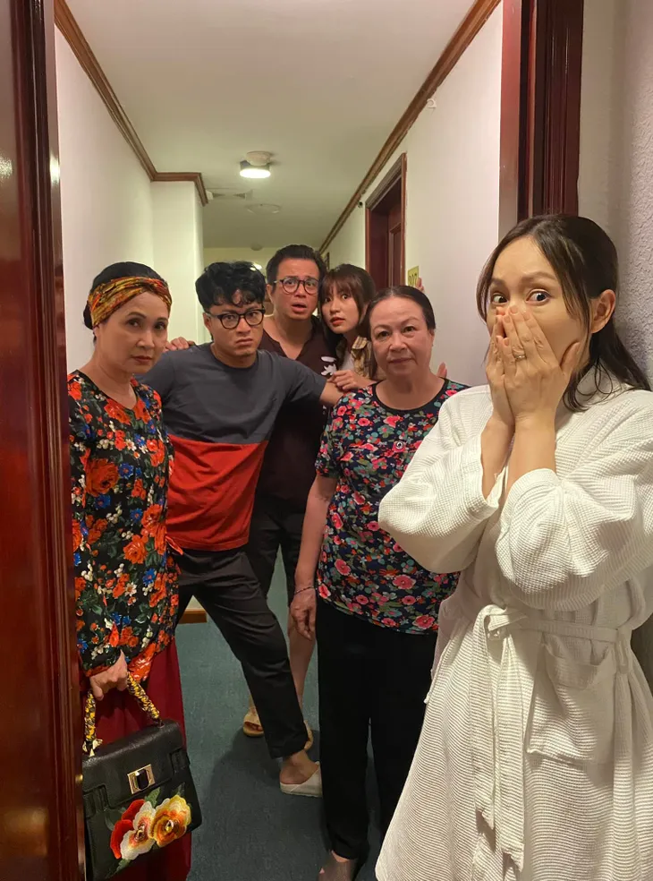Thương ngày nắng về 2: Ảnh hậu trường gây sốc của Khánh (Lan Phương) - Ảnh 1. Thương ngày nắng về 2: Ảnh hậu trường gây sốc của Khánh (Lan Phương) - Ảnh 1.