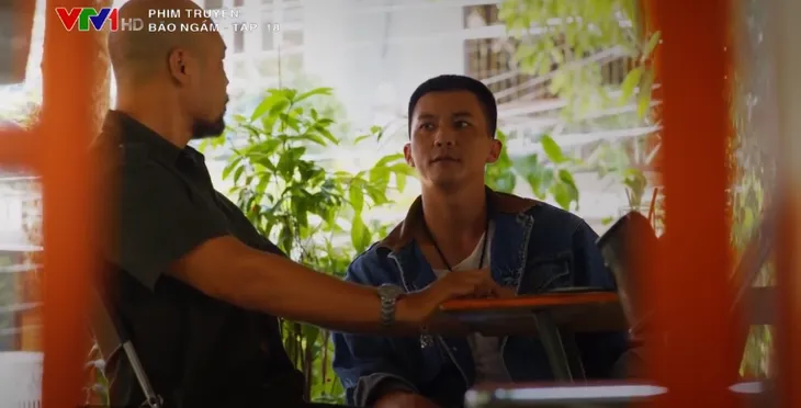 Bão ngầm - Tập 18: Hải Triều gặp nguy hiểm đứng trước cửa sinh tử - Ảnh 1. Bão ngầm - Tập 18: Hải Triều gặp nguy hiểm đứng trước cửa sinh tử - Ảnh 1.