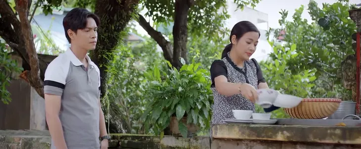 Lối về miền hoa - Tập 18: Phương ngất vì có bầu? - Ảnh 2. Lối về miền hoa - Tập 18: Phương ngất vì có bầu? - Ảnh 2.