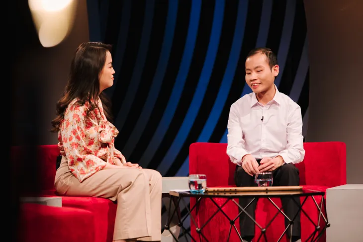 Trạm yêu thương: Chàng trai khiếm thị, suy thận theo đuổi tiếng sáo trúc - Ảnh 2. Trạm yêu thương: Chàng trai khiếm thị, suy thận theo đuổi tiếng sáo trúc - Ảnh 2.