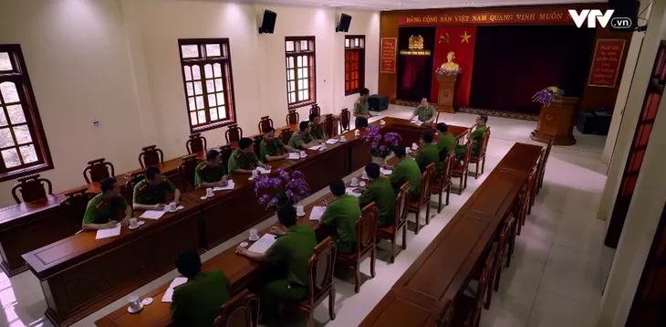 Bão ngầm - Tập 19: Nín thở trước màn qua mặt Toàn khỉ đốm của Hùng nhọ - Ảnh 7. Bão ngầm - Tập 19: Nín thở trước màn qua mặt Toàn khỉ đốm của Hùng nhọ - Ảnh 7.