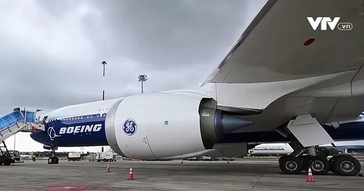 Giao tranh tiếp diễn tại Ukraina, các nước phương Tây tiếp tục trừng phạt Nga - Ảnh 2. Giao tranh tiếp diễn tại Ukraina, các nước phương Tây tiếp tục trừng phạt Nga - Ảnh 2.