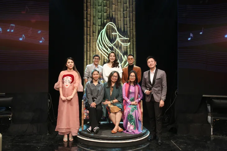 Thanh xuân tươi đẹp: Hoa hậu Ngô Phương Lan tiết lộ sở thích thú vị của mẹ - Ảnh 10. Thanh xuân tươi đẹp: Hoa hậu Ngô Phương Lan tiết lộ sở thích thú vị của mẹ - Ảnh 10.