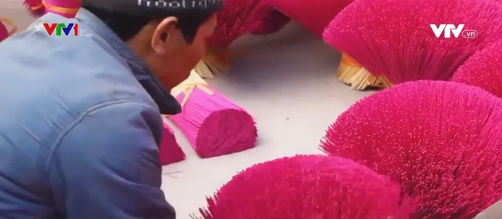 Về thăm làng hương Lai Triều - Ảnh 1.
