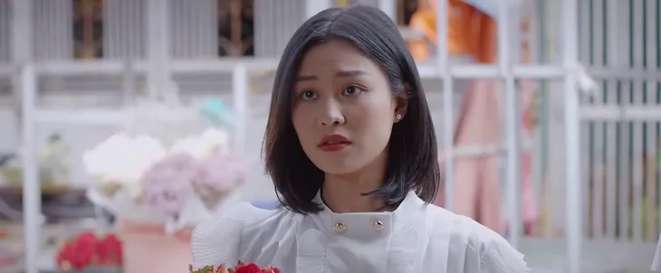 Lối về miền hoa - Tập 12: Phương thử phản ứng của Nghĩa trước mặt Thanh - Ảnh 2. Lối về miền hoa - Tập 12: Phương thử phản ứng của Nghĩa trước mặt Thanh - Ảnh 2.