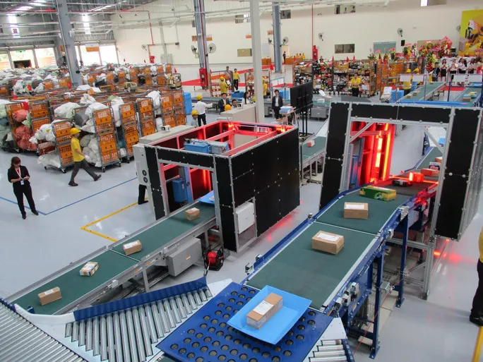 Doanh nghiệp logistics mở rộng thị trường bằng chiến lược nhượng quyền - Ảnh 1. Doanh nghiệp logistics mở rộng thị trường bằng chiến lược nhượng quyền - Ảnh 1.