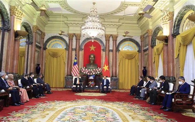 Chuyến thăm của Thủ tướng Malaysia tạo động lực mới phát triển quan hệ đối tác chiến lược - Ảnh 2. Chuyến thăm của Thủ tướng Malaysia tạo động lực mới phát triển quan hệ đối tác chiến lược - Ảnh 2.