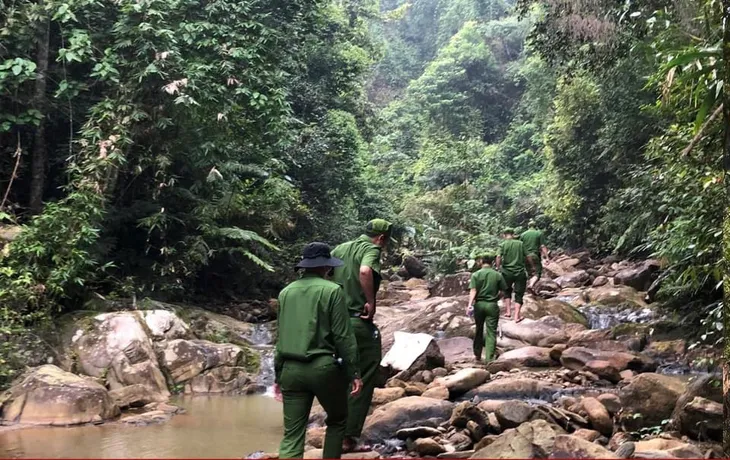 Truy quét khai thác vàng trái phép tại Quảng Nam - Ảnh 1. Truy quét khai thác vàng trái phép tại Quảng Nam - Ảnh 1.