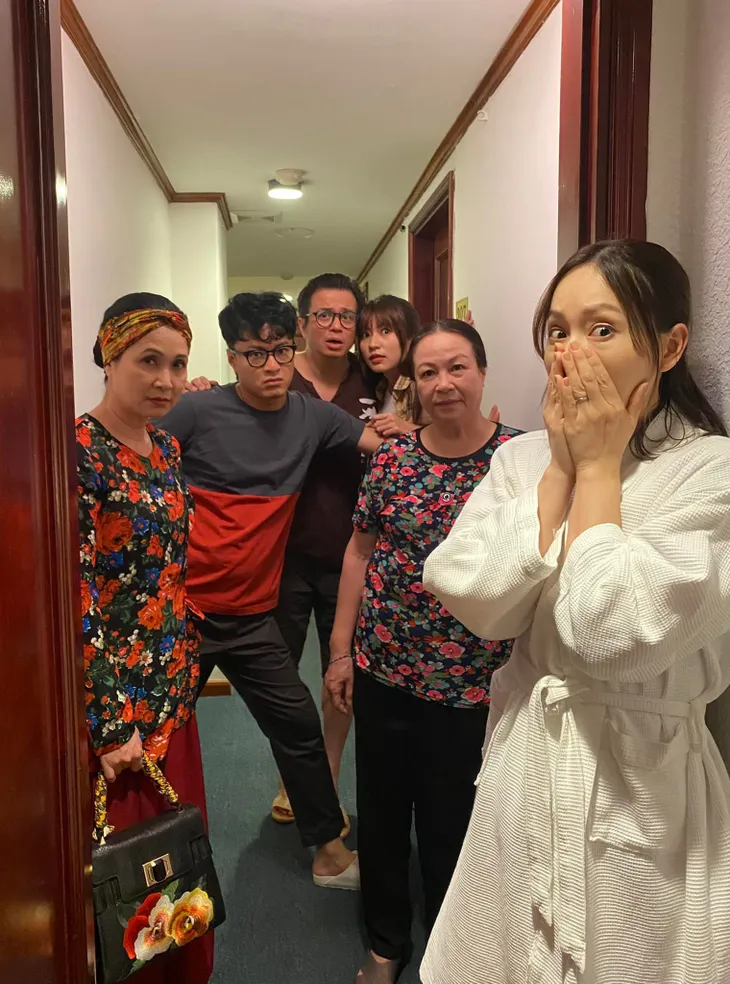 Thương ngày nắng về - phần 2: Hé lộ biến cố cực lớn của Khánh (Lan Phương) - Ảnh 4. Thương ngày nắng về - phần 2: Hé lộ biến cố cực lớn của Khánh (Lan Phương) - Ảnh 4.