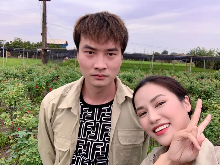 Anh Đào tiết lộ ảnh hậu trường cực độc của Lối về miền hoa - Ảnh 8. Anh Đào tiết lộ ảnh hậu trường cực độc của Lối về miền hoa - Ảnh 8.