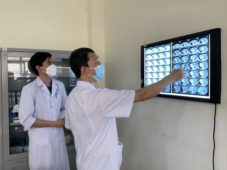Sau 2 tuần khỏi COVID-19, bé trai 9 tuổi phải nhập viện vì tràn dịch màng phổi - Ảnh 1. Sau 2 tuần khỏi COVID-19, bé trai 9 tuổi phải nhập viện vì tràn dịch màng phổi - Ảnh 1.